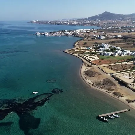 Unique Beachfront Villa, 5 Bedrooms, Swimming Pool & Jacuzzi Nyaraló