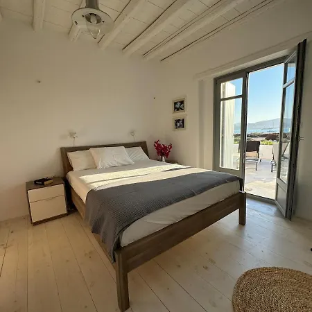 Unique Beachfront Villa, 5 Bedrooms, Swimming Pool & Jacuzzi Púnda