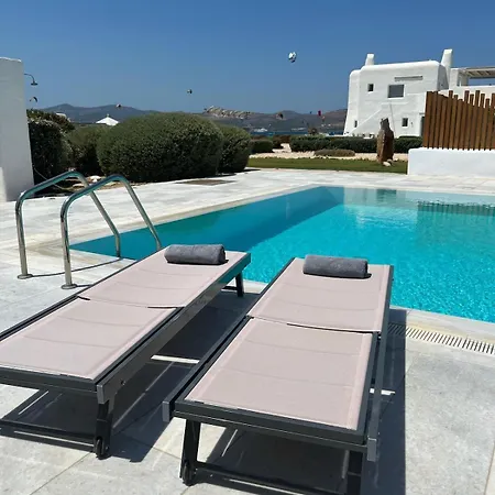 Nyaraló Unique Beachfront Villa, 5 Bedrooms, Swimming Pool & Jacuzzi Púnda