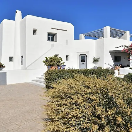 Unique Beachfront Villa, 5 Bedrooms, Swimming Pool & Jacuzzi Púnda